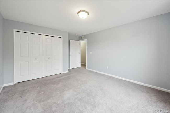 Upper Level 3rd Bedroom | Image 9
