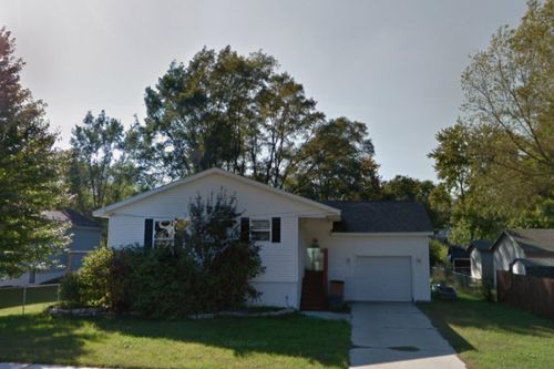 805 N Walnut St, Greenville, MI, 48838-1463 | Card Image