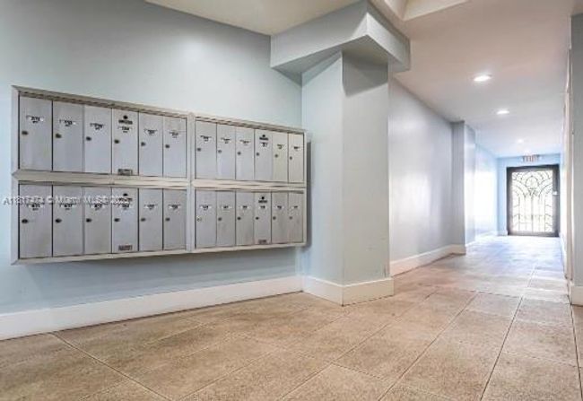 APT-505 - 8101 Crespi Blvd, Condo with 1 bedrooms, 2 bathrooms and null parking in Miami Beach FL | Image 21