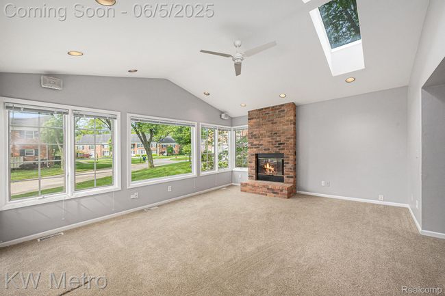 Great room/sunroom view 2 | Image 10