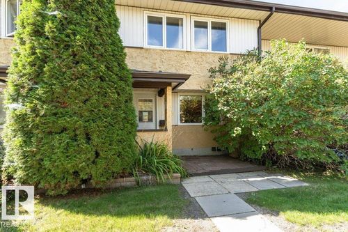 3299 139 Ave Nw, Edmonton, AB, T5Y1T2 | Card Image