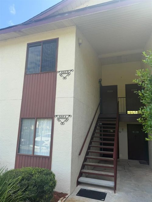 b-686 Midway Dr, OCALA, FL, 34472-8542 | Card Image