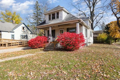 2302 N Oakley St, Saginaw, MI, 48602-5423 | Card Image