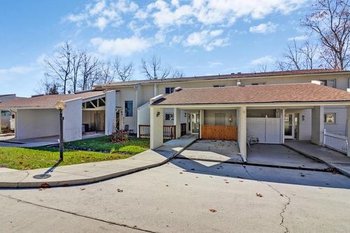 7000 Big Horn Dr, Crossville, TN, 38572-6508 | Card Image