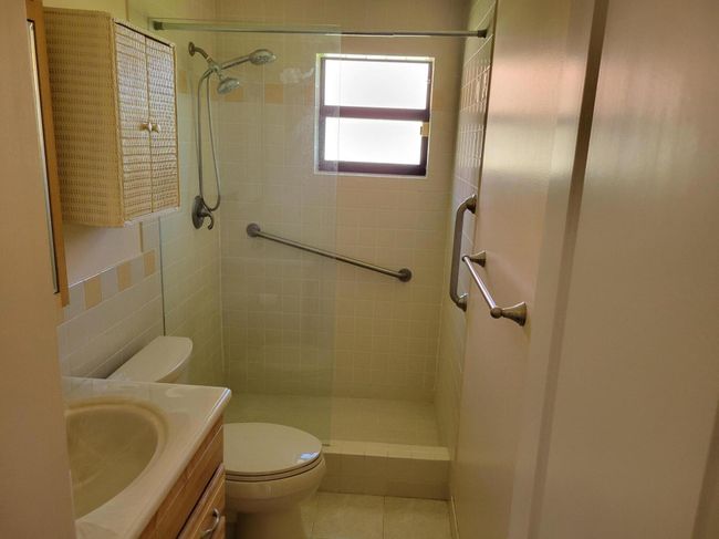 A - 9890 Bischofia Tree A Way, Condo with 2 bedrooms, 2 bathrooms and null parking in Boynton Beach FL | Image 16