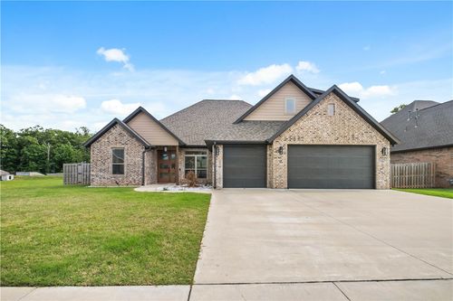 793 Verona Ave, Tontitown, AR, 72762-6353 | Card Image