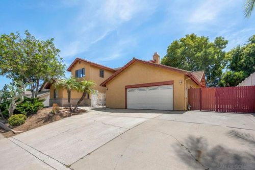 2070 Caraway St, Escondido, CA, 92026 | Card Image