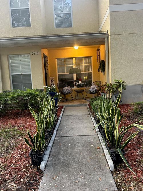10916 Keys Gate Dr, RIVERVIEW, FL, 33579-4266 | Card Image