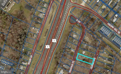 18511 Triangle St, Triangle, VA, 22172-1918 | Card Image