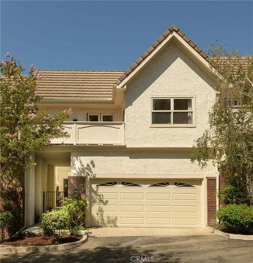 3317 View Pointe Dr, Westlake Village, CA, 91361-4826 | Card Image
