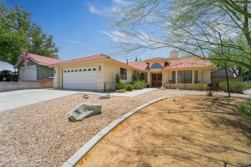 3640 Calle Estrada, Lancaster, CA, 93536 | Card Image
