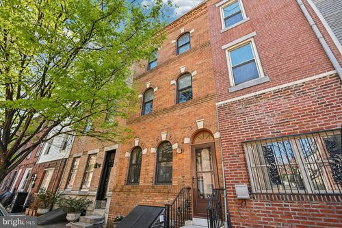 736 Carpenter St, PHILADELPHIA, PA, 19147-3908 | Card Image