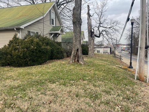 1205 S Main St, Springfield, TN, 37172-3511 | Card Image