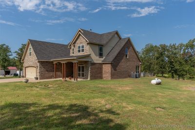 5846 S 385th West Avenue, House other with 4 bedrooms, 2 bathrooms and null parking in Mannford OK | Image 3