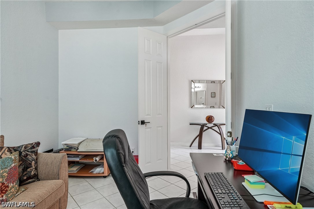 Residential in Naples 5