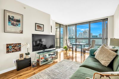 1233 - 933 Hornby St, Condo with 1 bedrooms, 1 bathrooms and 1 parking in Vancouver BC | Image 3