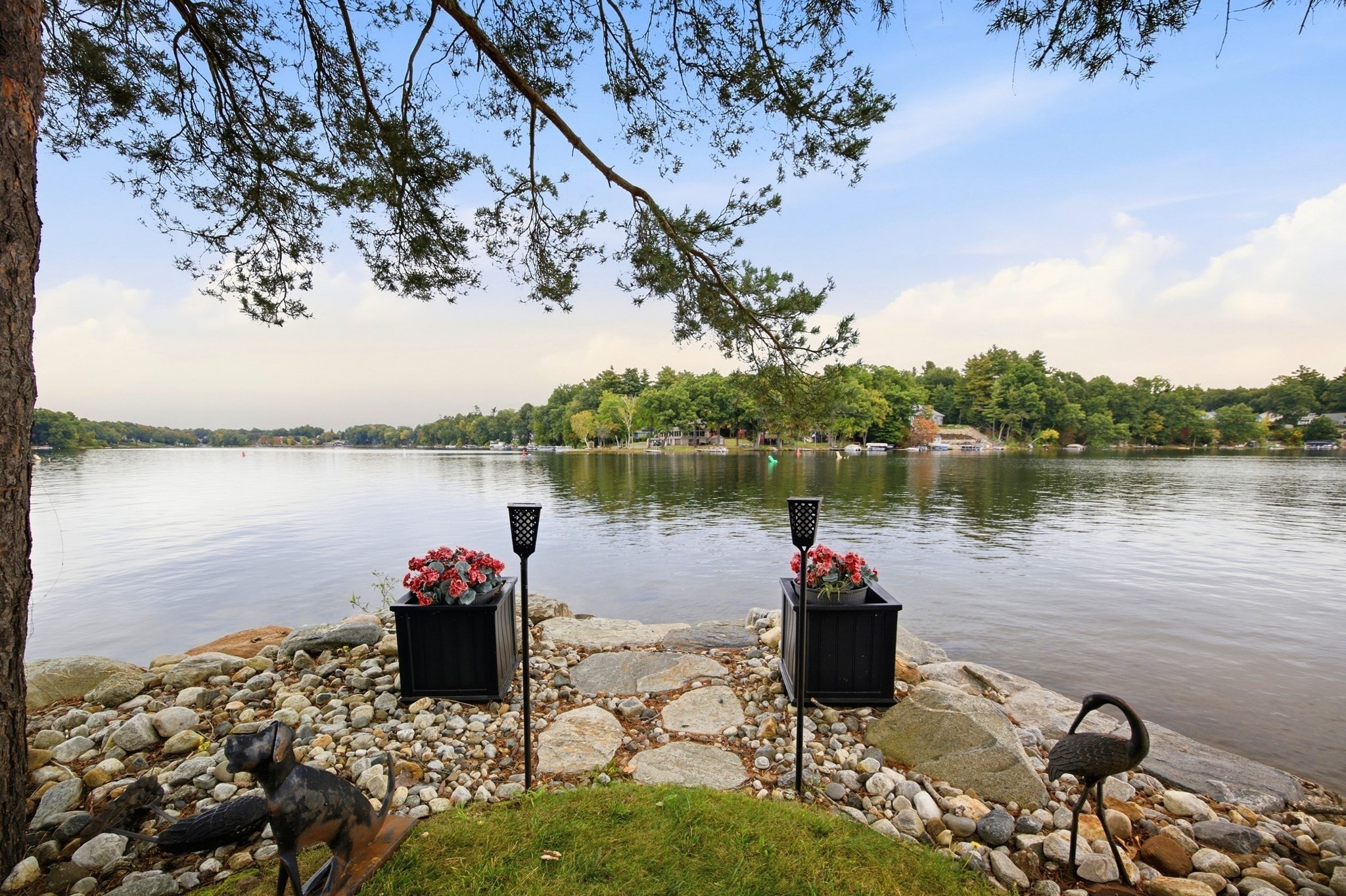 18 Brayton Dr, Pending in Southwick - eXp Realty