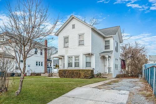 19 Academy St, Patchogue, NY, 11772-3866 | Card Image