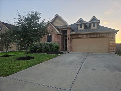 1499 Barras St, Alvin, TX, 77511-4334 | Card Image