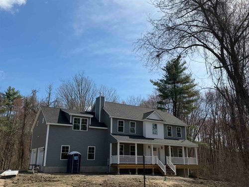 60 Jenkins Rd, Bedford, NH, 03110-5040 | Card Image