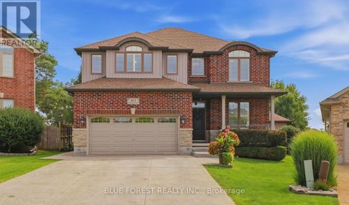813 Deer Ridge Pl, London, ON, N6H0C1 | Card Image