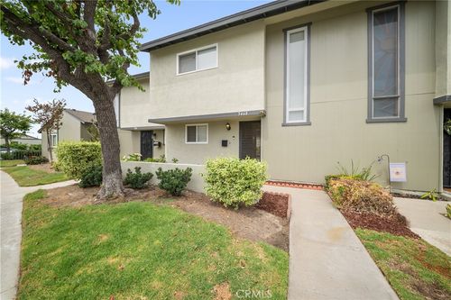 5468 Cajon Ave, Buena Park, CA, 90621-1640 | Card Image