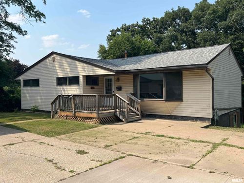 1114 Bellevue Ct, Bettendorf, IA, 52722-4547 | Card Image