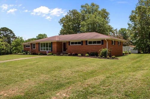 210 Lankford St, Bruceton, TN, 38317-2805 | Card Image