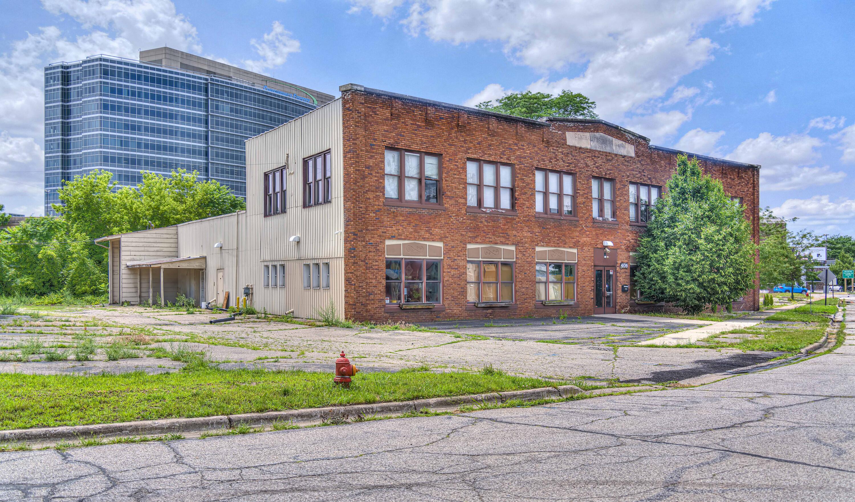 409 Hupp St, Jackson, MI 49201