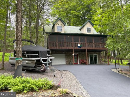 1013 Tomahawk Rd, Lake Ariel, PA, 18436-8136 | Card Image