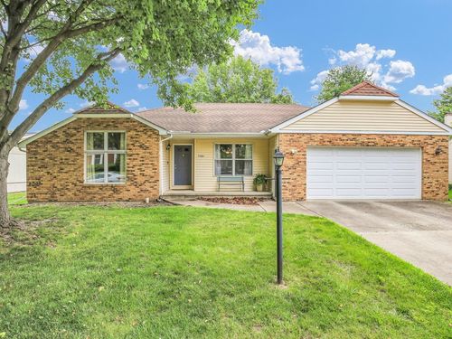 3204 Fawn Hill Ct, Urbana, IL, 61802-7040 | Card Image