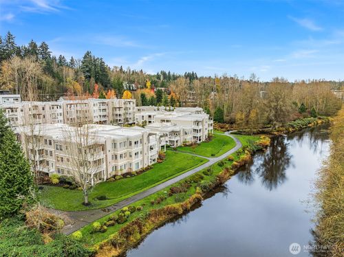 unit-b106-17432 Bothell Way Ne, Bothell, WA, 98011-1956 | Card Image