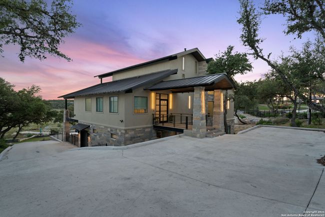 757 County Road 262, House other with 5 bedrooms, 4 bathrooms and null parking in Mico TX | Image 6