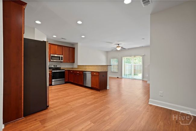 370 Kepler Loop, Townhouse with 3 bedrooms, 3 bathrooms and null parking in Richmond Hill GA | Image 12