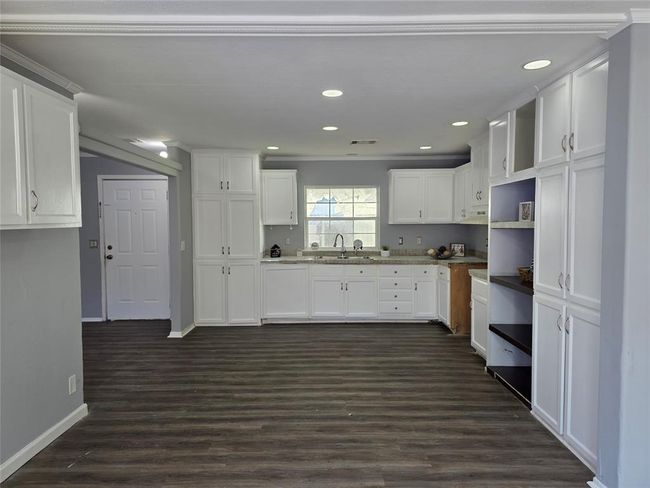 4702 18 Th St, House other with 4 bedrooms, 3 bathrooms and null parking in Bacliff TX | Image 8