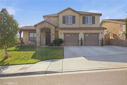 7544 Aplin Street, Highland, CA, 92346 | Card Image