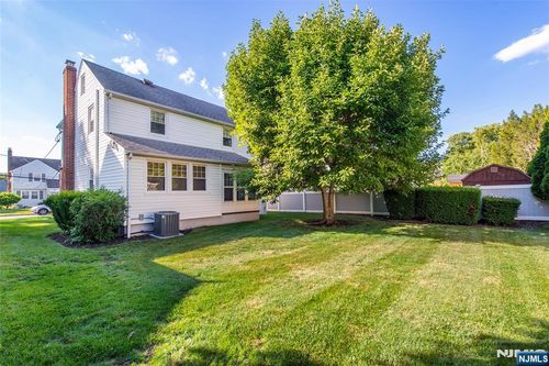 15 Glenwood Street, Clifton, NJ, 07013 | Card Image