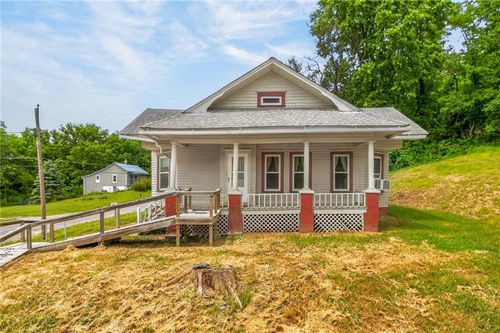 401 N Adams St, Brunswick, MO, 65236-1303 | Card Image