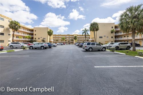 417-3940 Nw 42nd Ave, Lauderdale Lakes, FL, 33319-4870 | Card Image