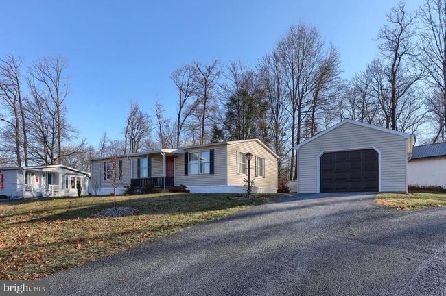340 Maple Ave, House other with 3 bedrooms, 2 bathrooms and null parking in MANHEIM PA | Image 5