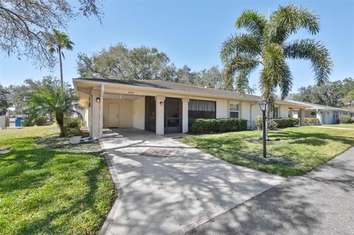 2035 Hampstead Cir, Sun City Center, FL, 33573-7352 | Card Image