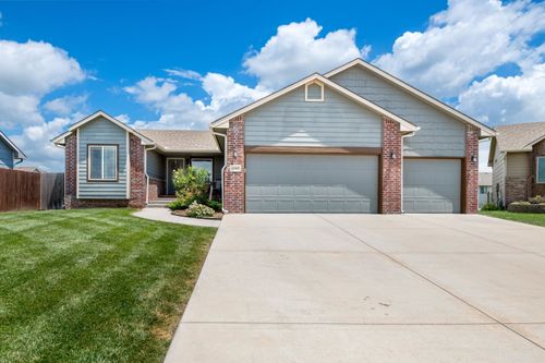 11315 W Wilkinson Ct, Maize, KS, 67101-9033 | Card Image