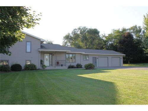 N8785 1020th St, River Falls, WI, 54022-4606 | Card Image