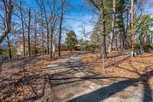 2211 Lakeshore Dr, Hot Springs, AR, 71913-5329 | Card Image