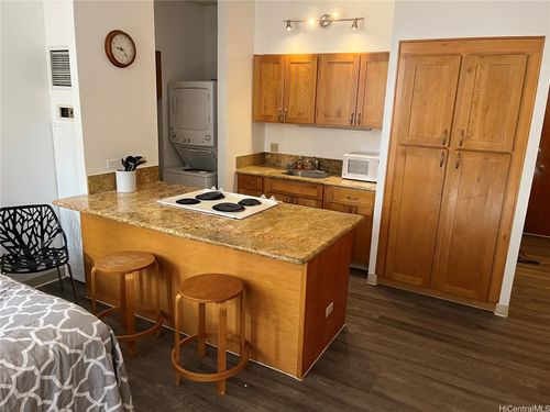 apt-1015-1778 Ala Moana Blvd, Honolulu, HI, 96815-1621 | Card Image