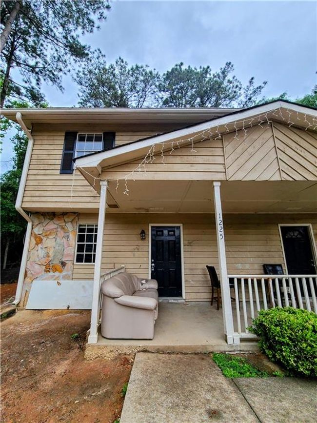1225 Creek Forest Ct Nw, Townhouse with 3 bedrooms, 2 bathrooms and null parking in Conyers GA | Image 4