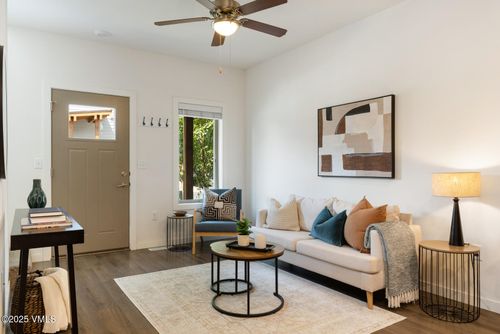 b1-4 Uneva Ct, Eagle, CO, 81631 | Card Image