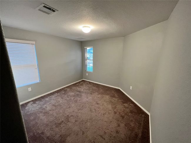 Secondary bedroom | Image 17