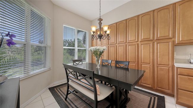 301B2 - 301 Ravinia Cir, Condo with 3 bedrooms, 2 bathrooms and null parking in VENICE FL | Image 6
