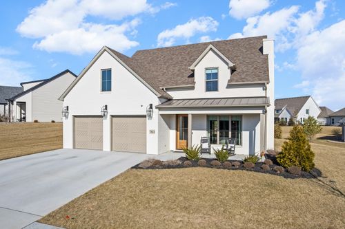 7413 Brackenhill Dr, COLUMBIA, MO, 65203-5534 | Card Image